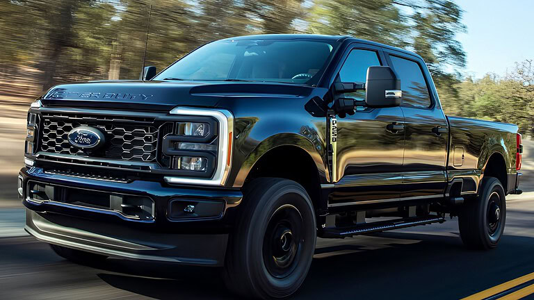 Ford Godzilla, la NHTSA esamina il V8 da 7,3 litri: 54.000 mezzi