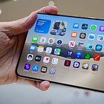 iPhone Duo, Apple conferma: il display pieghevole è di Samsung