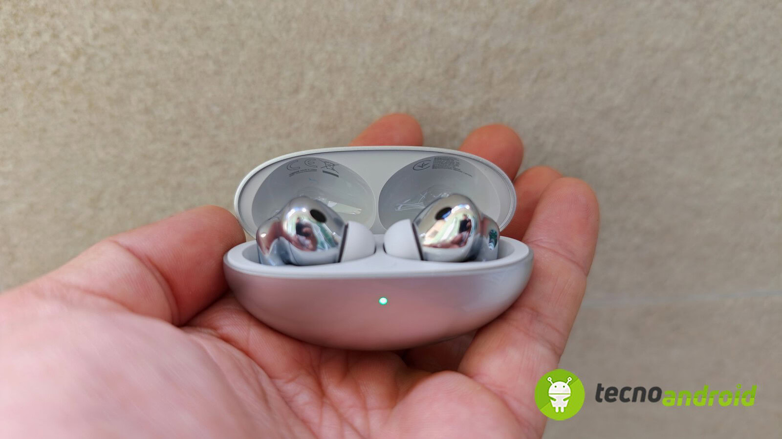 Huawei FreeBuds Neo, l'ANC adattiva che ci piace: ecco come funziona