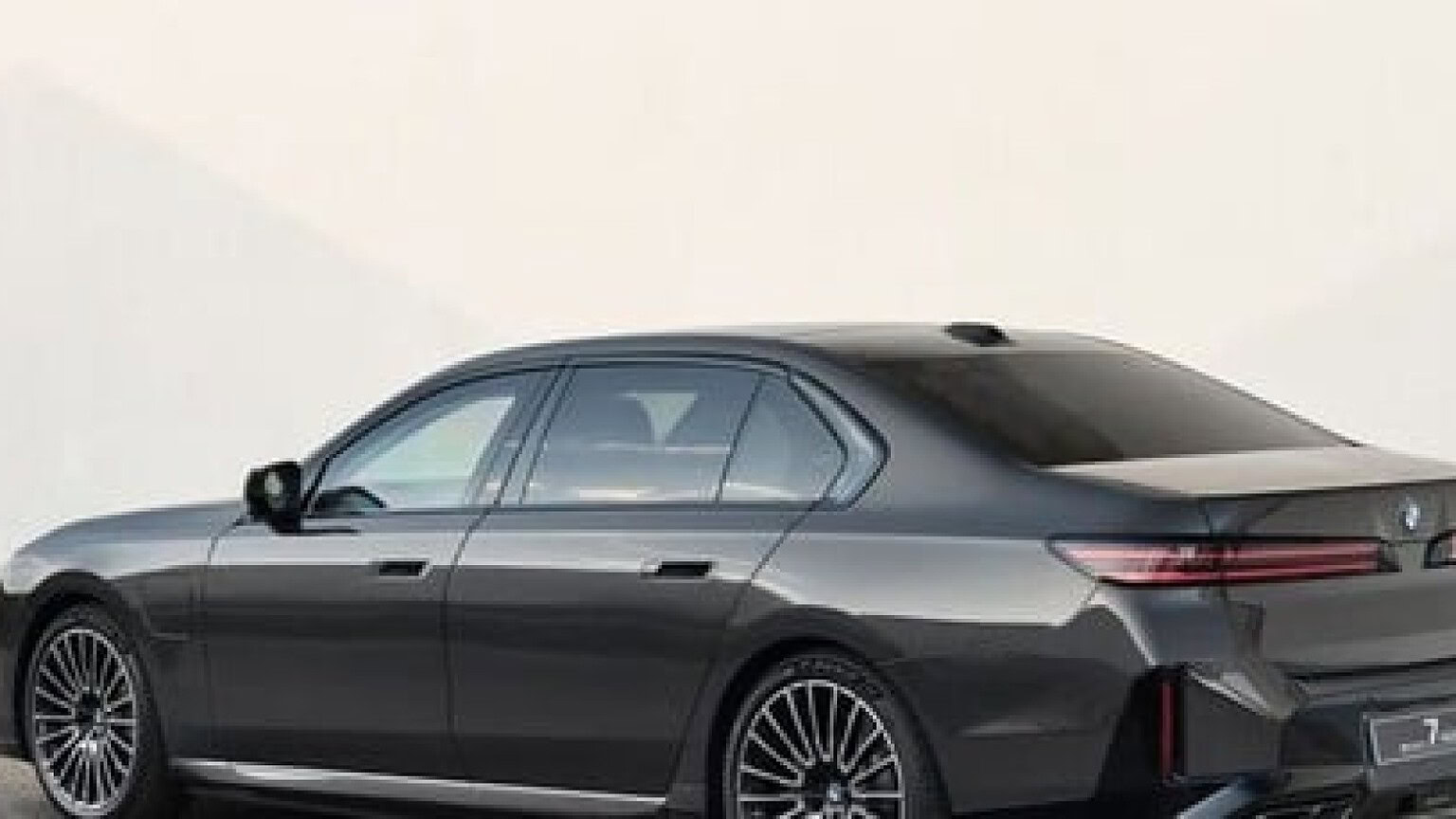 BMW Concept 7 Protection, la Serie 7 blindata che resta discreta