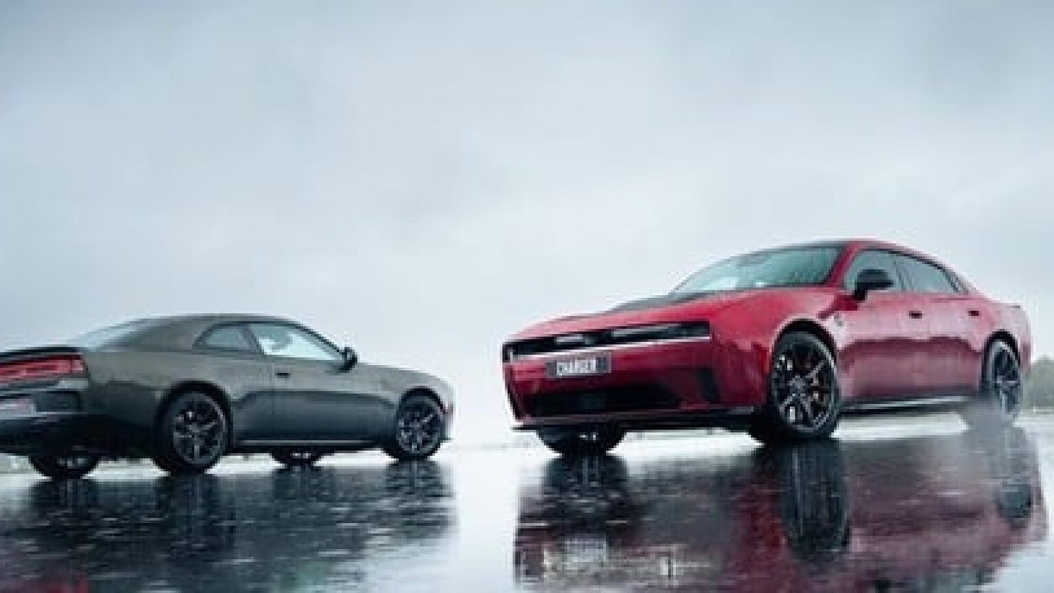 Dodge Charger: elettrica da 670 CV o sei cilindri biturbo