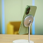 iPhone 18, il dummy divide i fan: il nuovo look è davvero brutto? - dummy iPhone 18