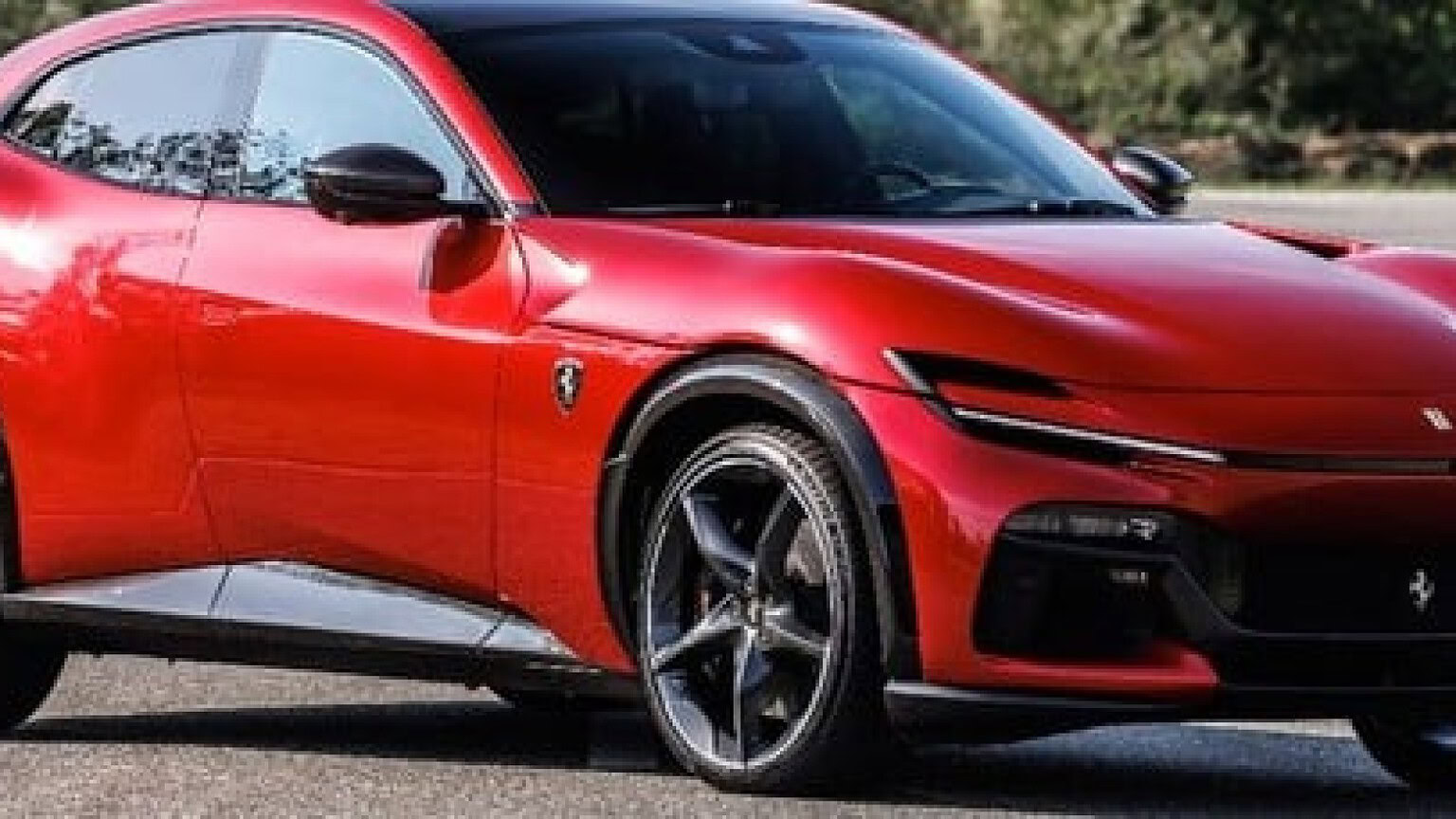 Ferrari Purosangue HS ordinabile: meno rollio e cambio più rapido