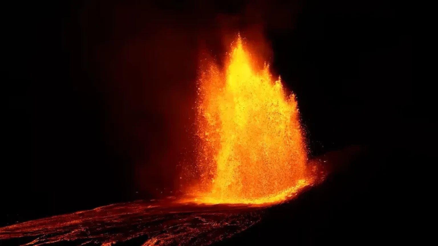 Kilauea, le fontane di lava potrebbero smentire una teoria