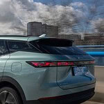 OMODA 7 full hybrid: batteria da 5 kWh e presa V2L da 2,2 kW