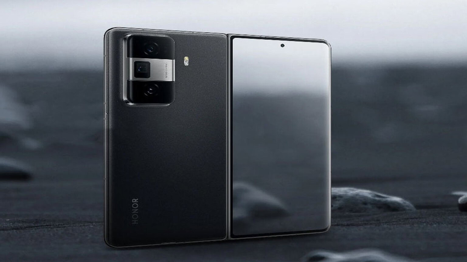 Pieghevole wide in arrivo: sfida a Galaxy Fold 8 e iPhone Duo