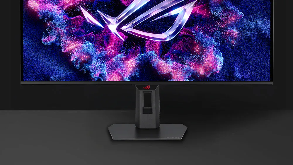 ASUS ROG Strix OLED ASUS ROG Strix OLED XG32UQDS ufficiale: 4K, 180 Hz e BlackShield