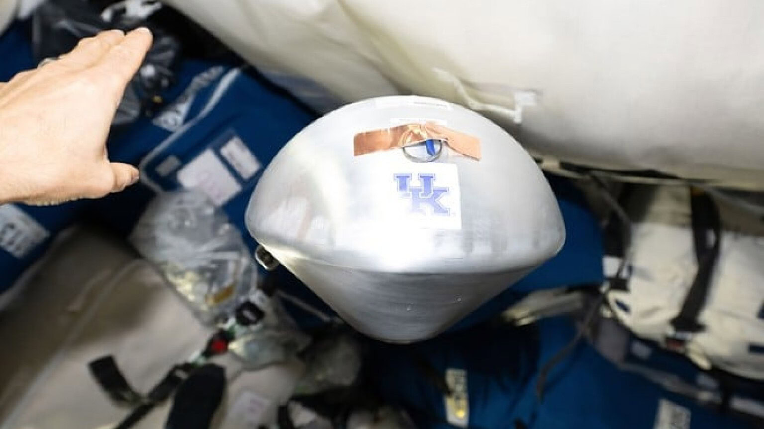 NASA, i rifiuti della ISS per testare gli scudi termici per Marte