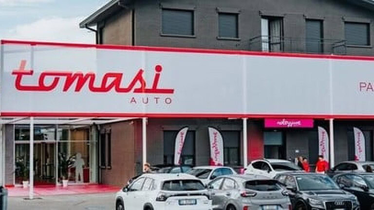 Tomasi Auto apre a Parma il quinto maxistore di auto usate - Tomasi Auto Parma