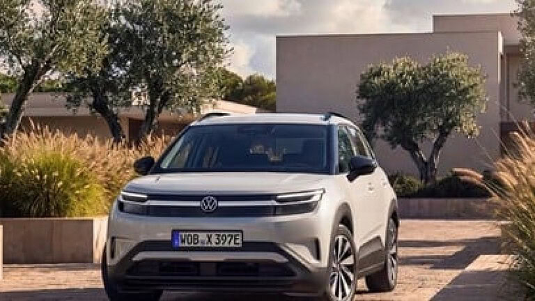 Volkswagen ID. Cross 37 kWh: 324 km e ricarica rapida di serie